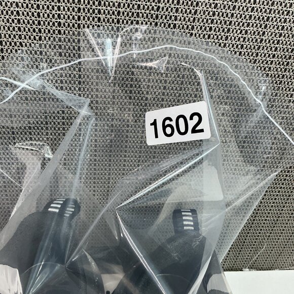 New Balance All Terrain Womens Trail Running Shoes Black/White Size 9.5 B - Picture 9 of 9